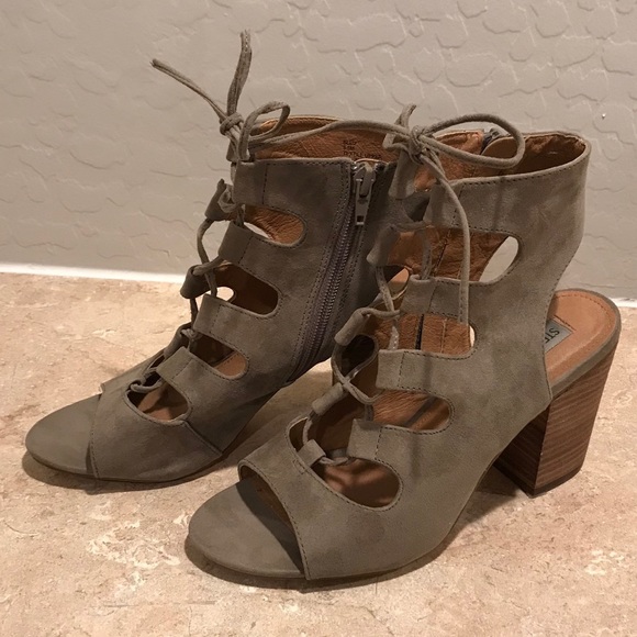 Steve Madden Laced up Gladiator Heels - Picture 2 of 8